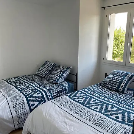 T2 Proche Du Futuroscope *